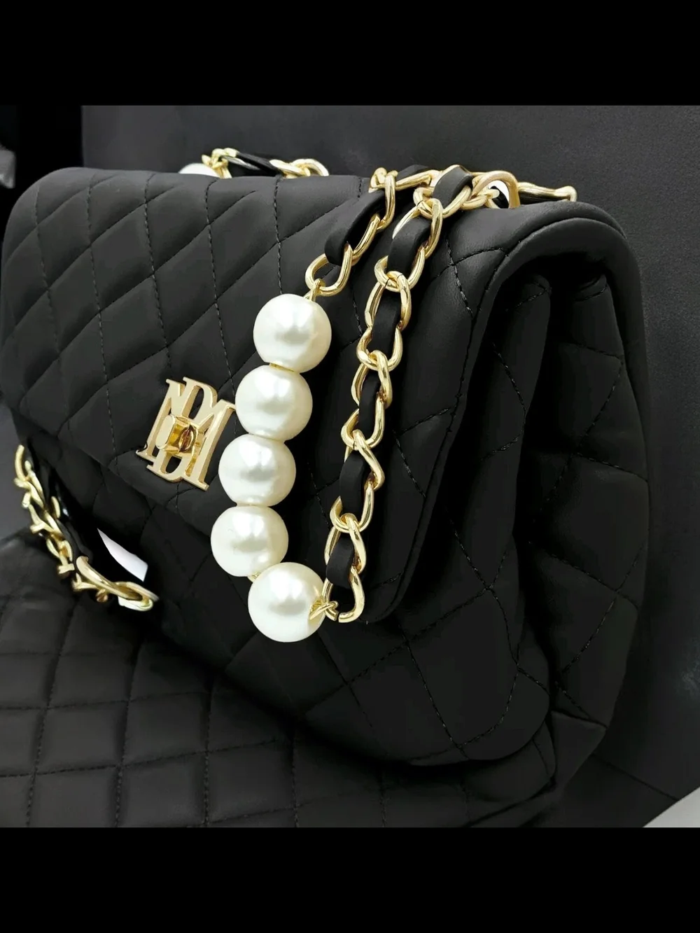 Badgley Mischka Black Quilted Crossbody with Gold Chain & Pearl Detail - Picture 2 of 4